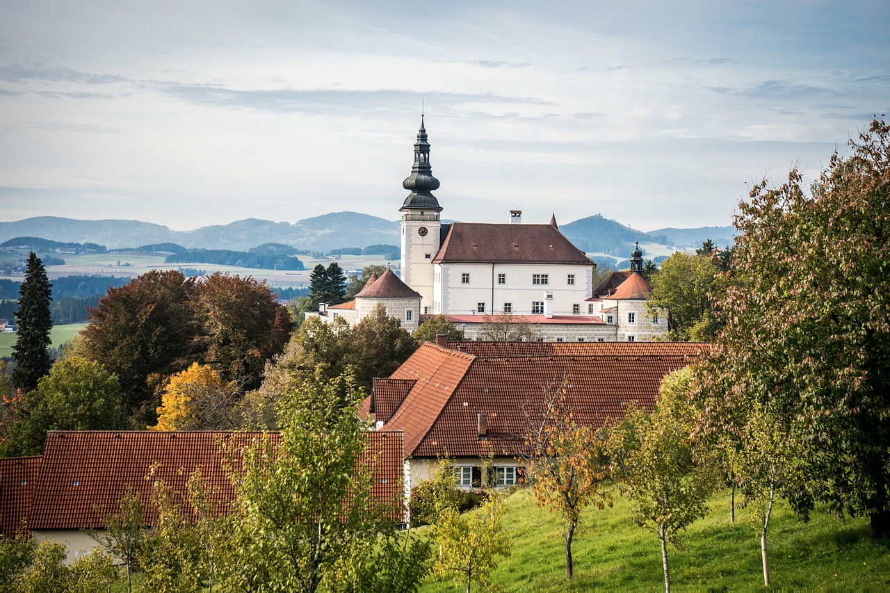 castle-7165038_1280